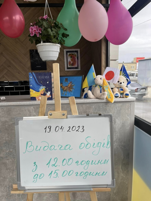 Волонтер из Японии в Харькове открыл бесплатное кафе.