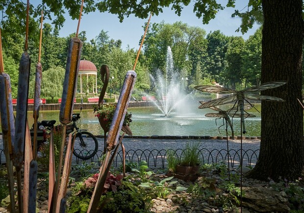 В Центральном парке Харькова готовят к открытию озеро. 