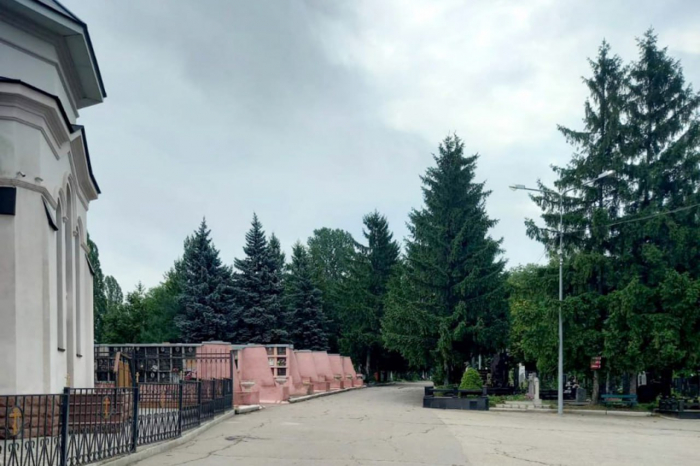 В Харькове еще одно кладбище закрыли для посещения.