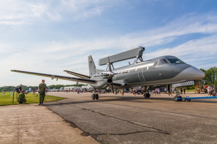 Швеция передаст Украине два самолета ASC 890: зачем они.