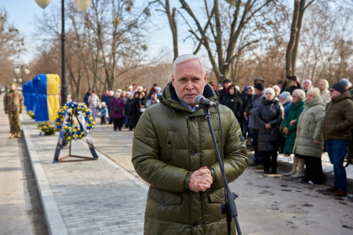 В Харькове открыли Аллею памяти в честь погибших защитников. Фото: Харьковский горсовет