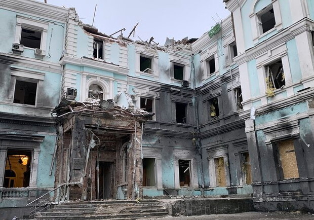 В центре Харькова восстановят разбитое ракетой историческое здание. Фото: "Суспильне"