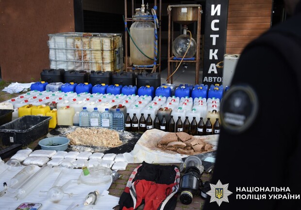 Задержано 66 человек: полиция проводит масштабную операцию по ликвидации наркоочагов в 15 регионах. 