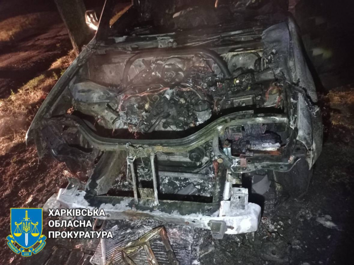 Двое харьковчан по указанию "куратора" подожгли автомобиль военного. Фото: Харьковская облпрокуратура