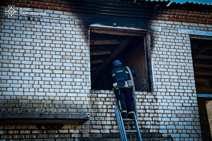 В Печенегах под Харьковом массовые пожары после обстрела фото 1
