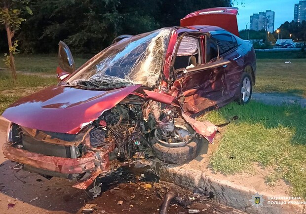Один погибший и трое пострадавших: на ХТЗ столкнулись Audi и Honda. 