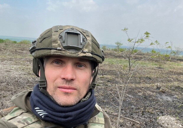 Журналист Юрий Бутусов мобилизовался в харьковскую бригаду "Хартия". Фото: facebook/butusov.yuriy