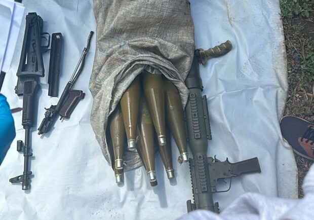 Более 100 обысков: в полиции рассказали об масштабной операции по ликвидации незаконного оборота оружия. 