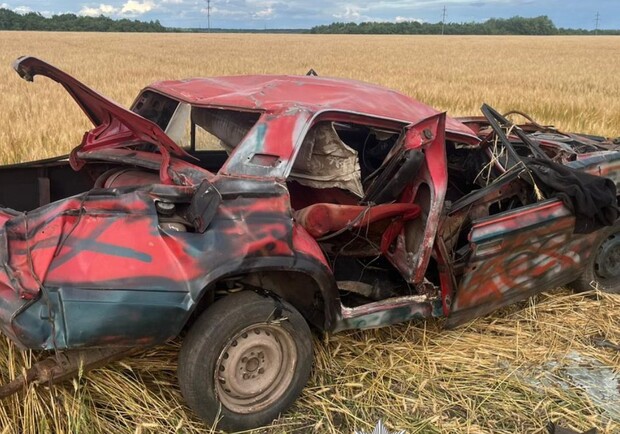 В ДТП под Харьковом погиб подросток, 14-летний пассажир — в больнице. Фото: Нацполиция