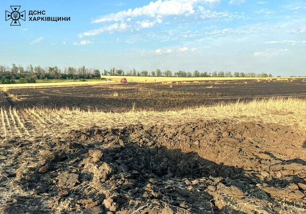 Оккупанты сожгли еще одно поле с пшеницей в Харьковской области. 
