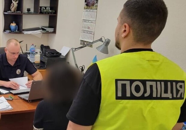 Харьковчанку подозревают в мошенничестве в оборонной сфере Украины. 