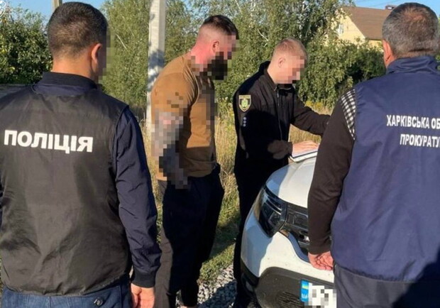 В Харькове предприниматель превратил землю в свалку. Фото: Харьковская облпрокуратура