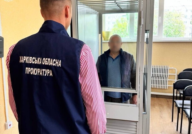 В Харькове разоблачили схему с фиктивным бронированием на коммунальном предприятии.  