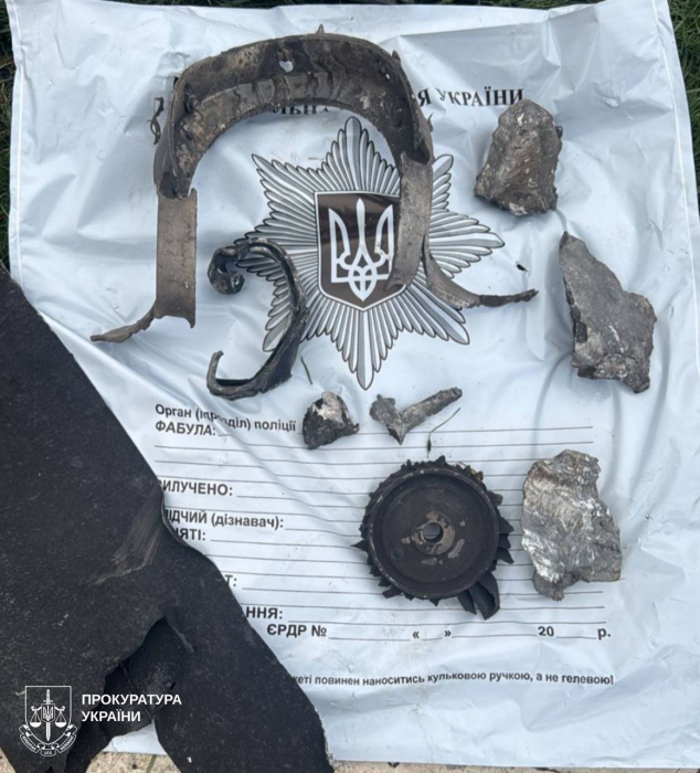 Оккупанты обстреляли предприятие по изготовлению памятников в Лозовой.