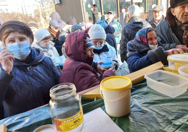 В Харькове раздают бесплатные горячие обеды: где и кто может их получить